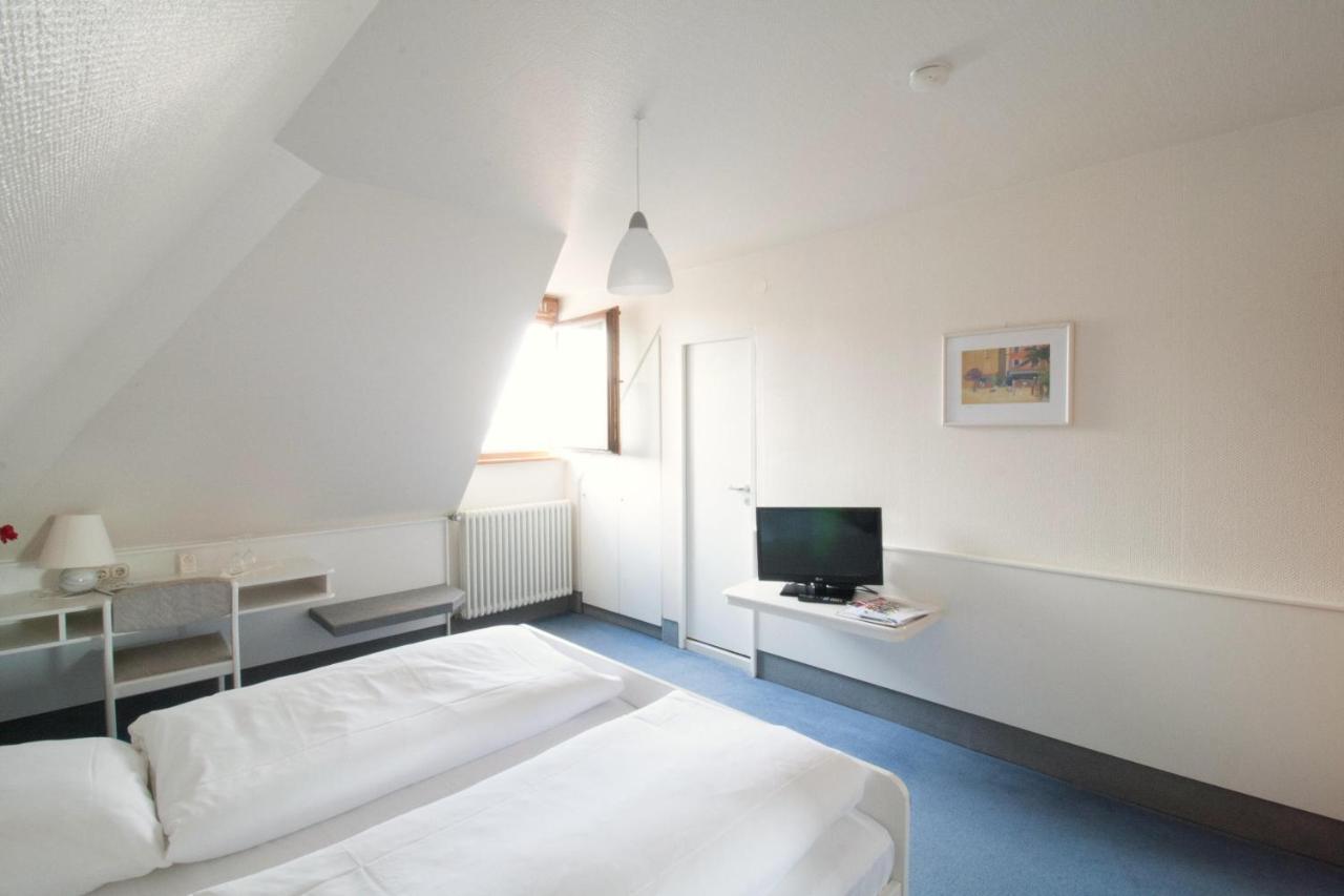 Hotel Krone Strassdorf Schwaebisch Gmuend Ngoại thất bức ảnh