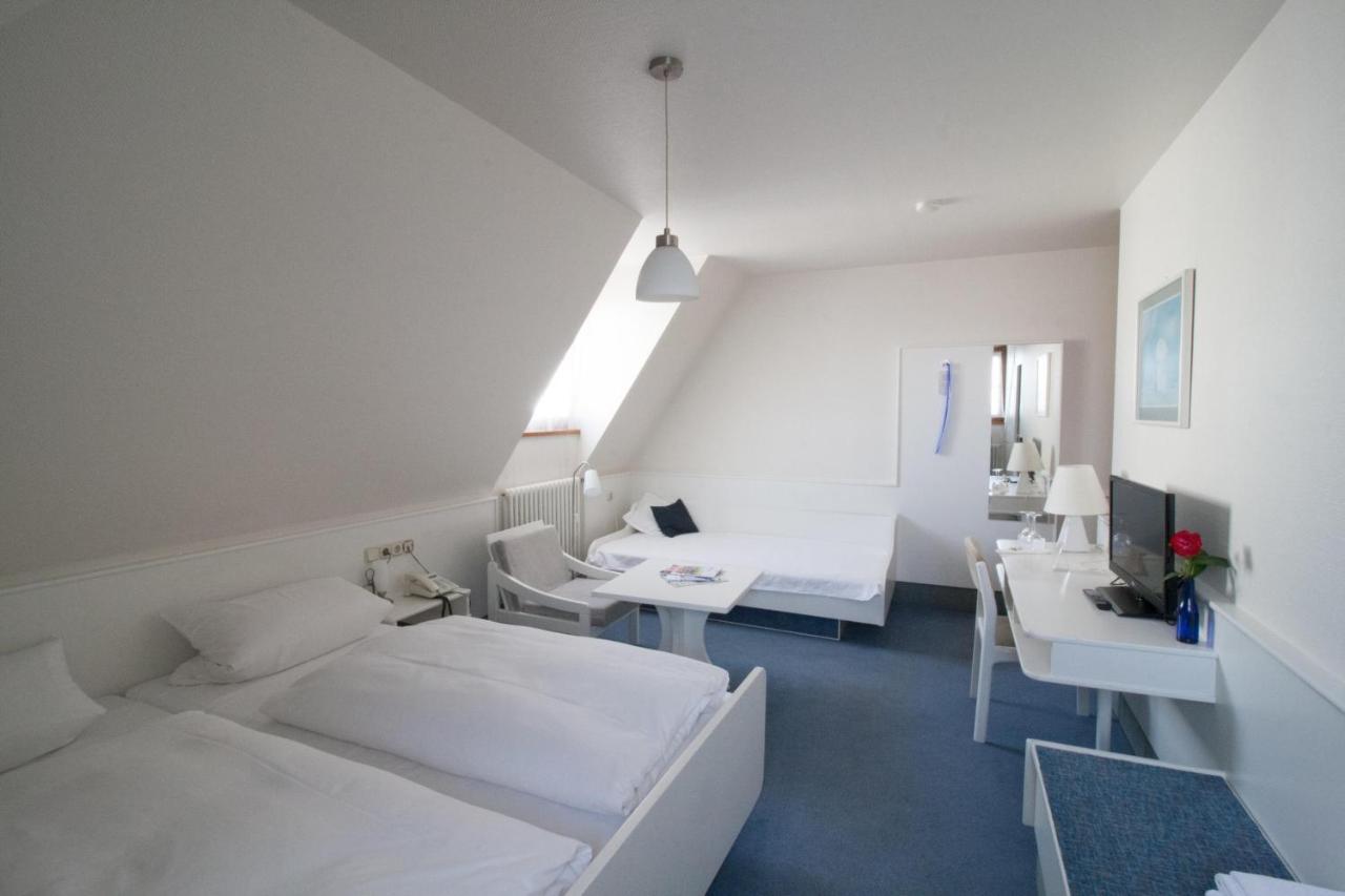 Hotel Krone Strassdorf Schwaebisch Gmuend Ngoại thất bức ảnh